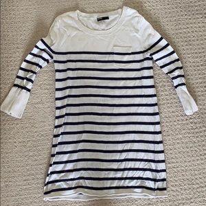 Striped 3/4 sleeved top
